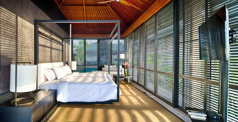 Villa Hamsa - Sundrenched master bedroom